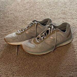 New Balance fresh foam arishi